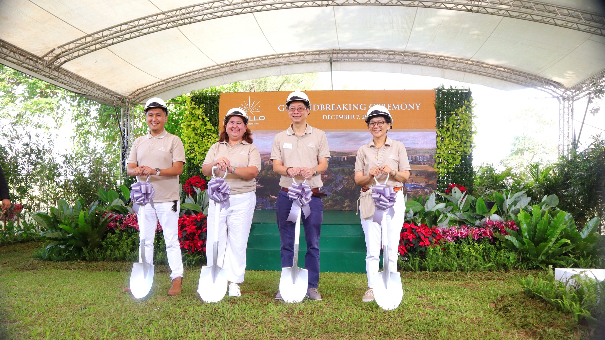 Arillo Estate Manager MJ Aragones, AyalaLand Estates Senior Estate Head Mayi Rodriguez, Estates Group Head Robert Lao, and ALI President and CEO Anna Ma. Margarita "Meean" Dy lead the groundbreaking ceremony on December 7